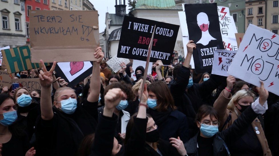 The court's ruling on abortion has provoked days of demonstrations || REUTERS